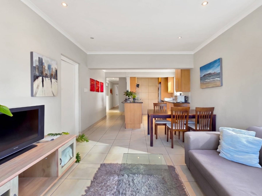 3 Bedroom Property for Sale in Sea Point Western Cape